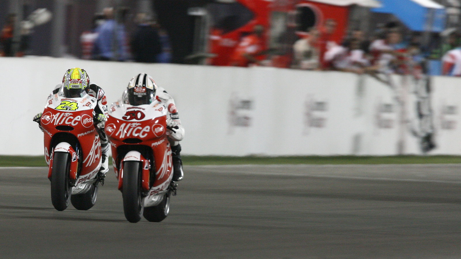 Elias, Guintoli, Qatar MotoGP Race 2008