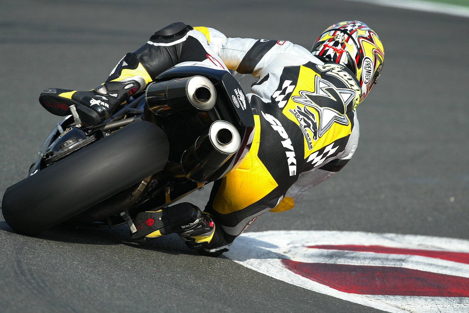 Chili, Magny Cours WSBK, 2004