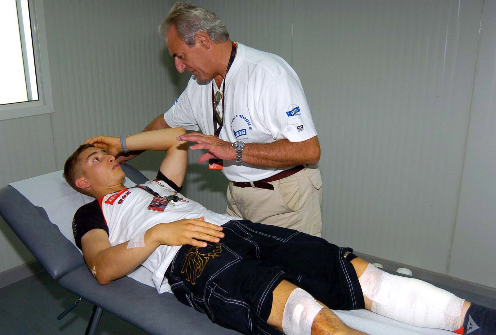 Poggiali in Clinica Mobile, Qatar 250GP 2004