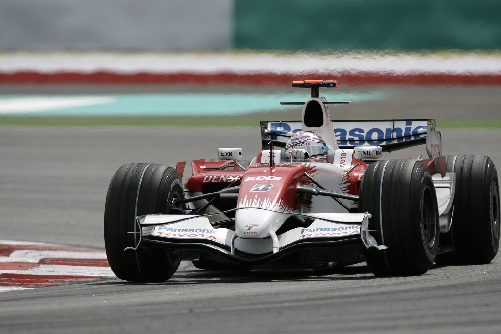 Jarno Trulli (ITA) Toyota TF108, Malaysian F1 Grand Prix, Sepang, Kuala Lumpar, 21st-23rd, March 200