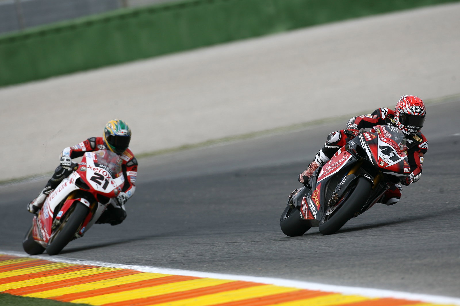 Haga, Bayliss, Valencia WSBK Race 2 2008
