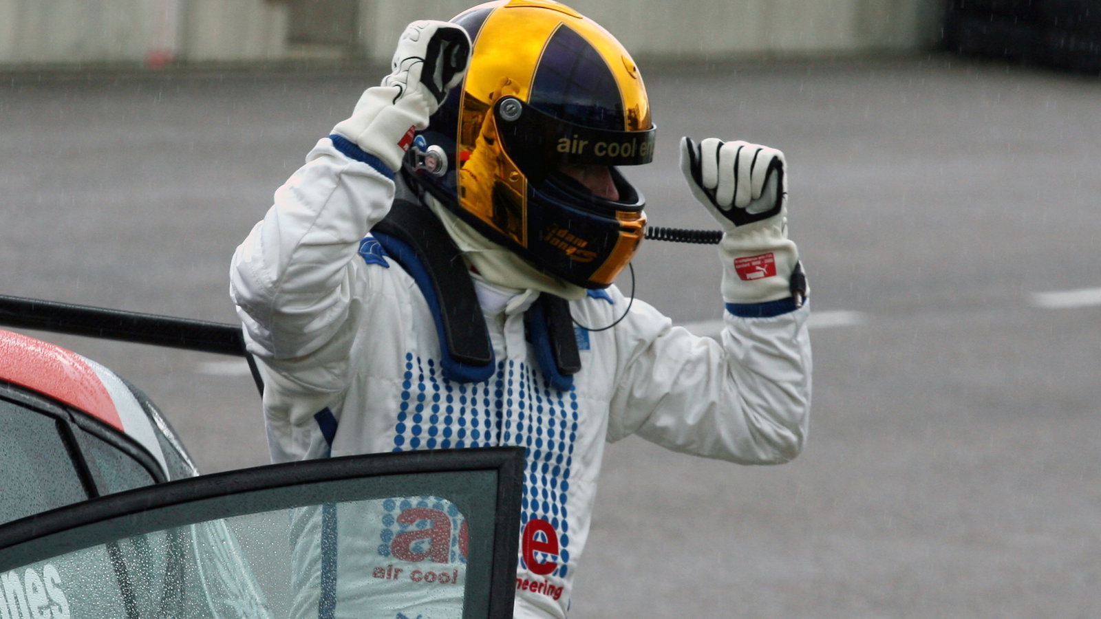 Adam Jones (GBR) - Team Aircool SEAT