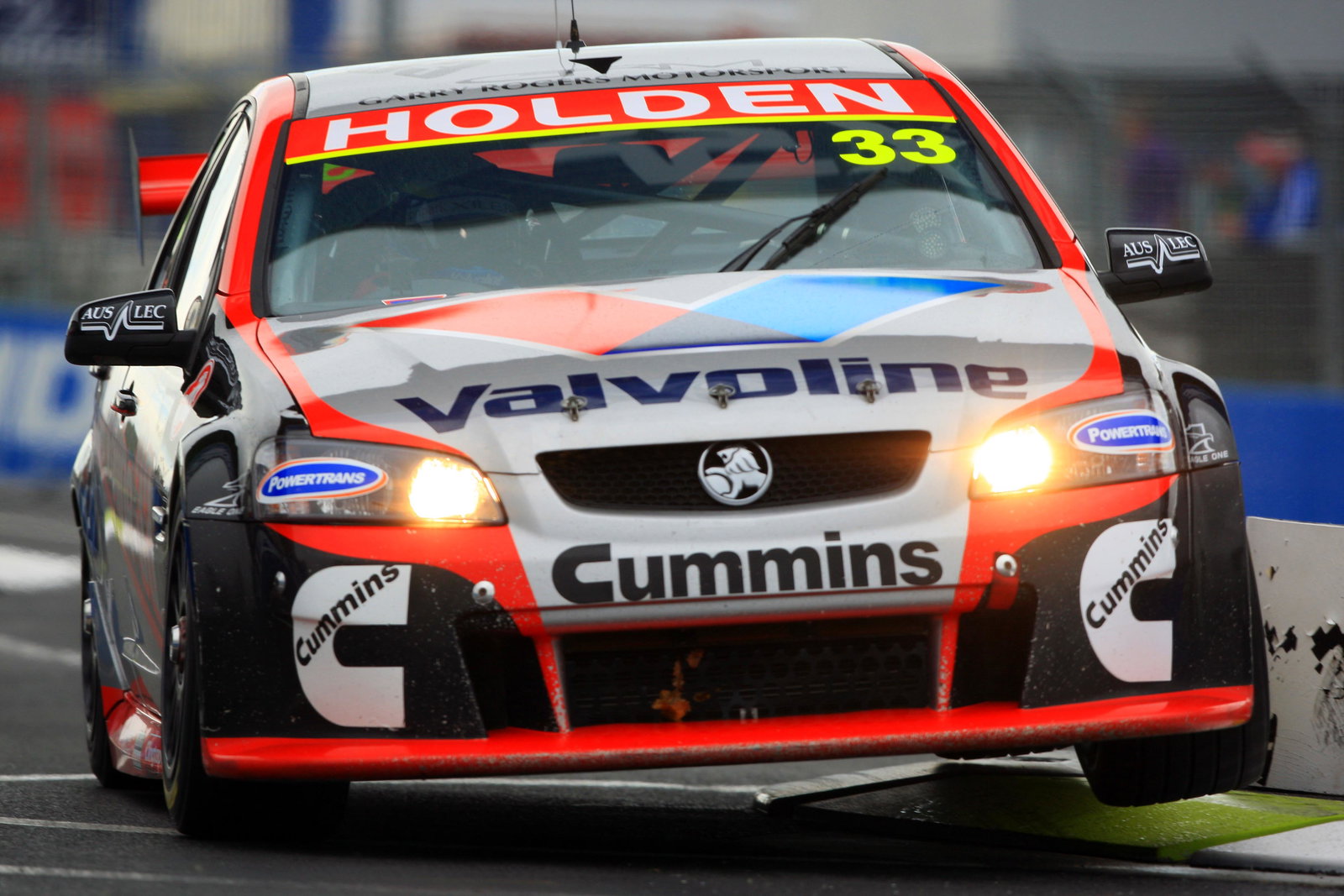 Lee Holdsworth (aust) Valvoline Cummins Race Team Holden V8 SupercarsRd3 Hamilton 400NZ