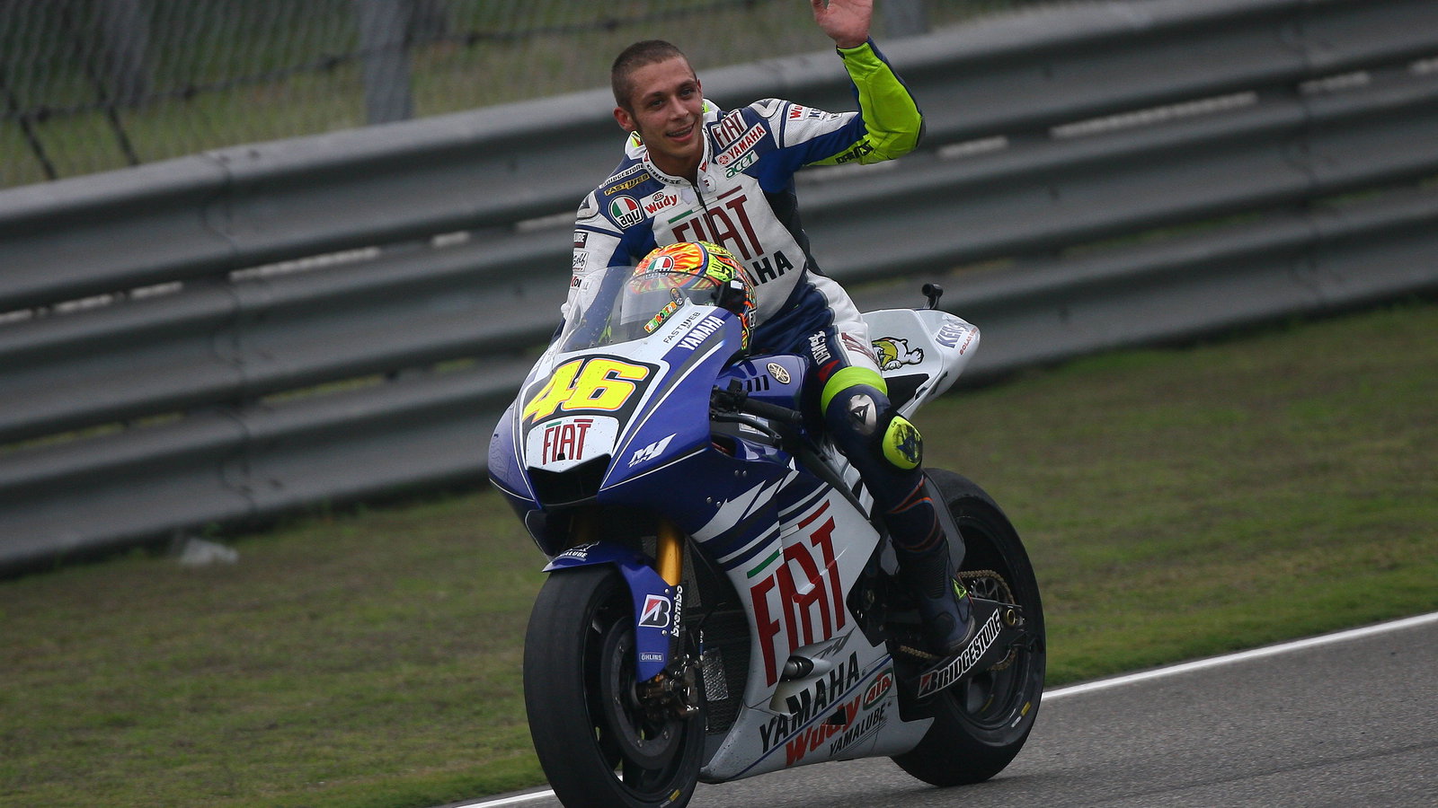 Rossi celebrates win, Chinese MotoGP 2008