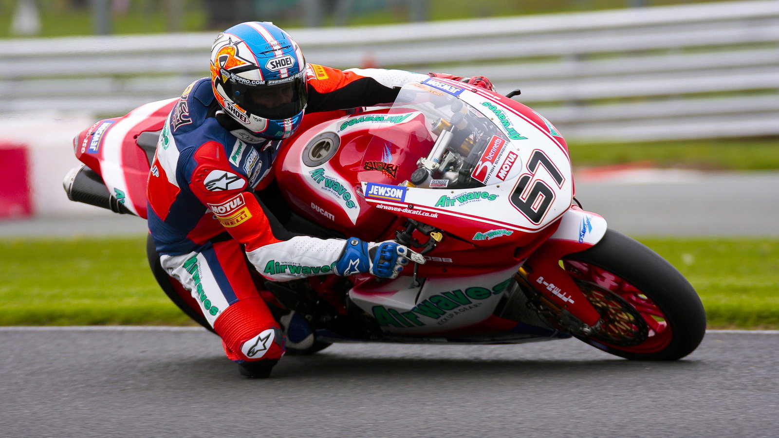 Monday warm up. 67. Shane Byrne Airwaves Ducati