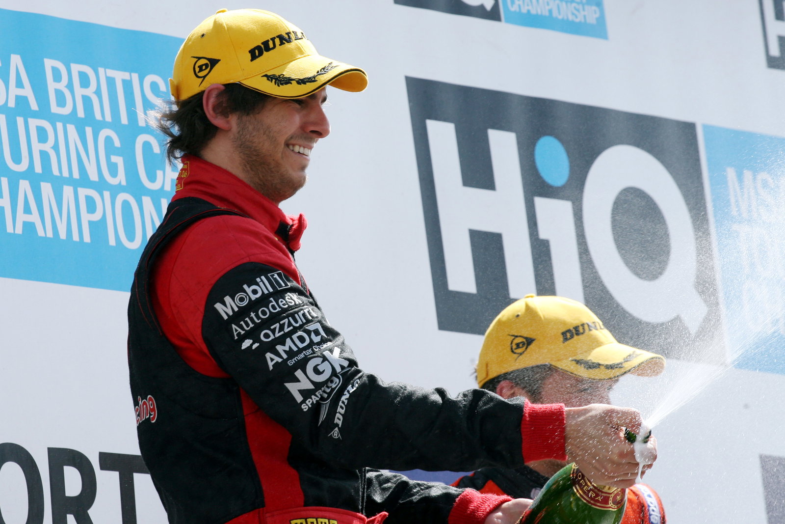 Tom Onslow-Cole (GBR) - VX Racing Vauxhall Vectra