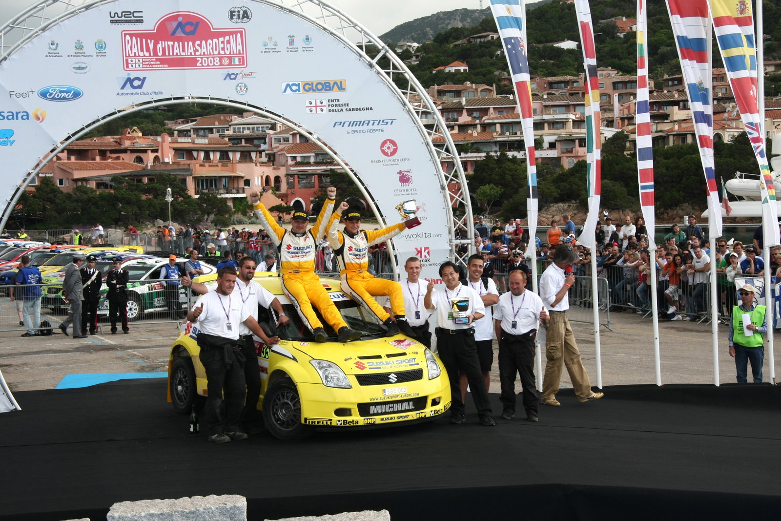 podium Kosciuszko Michal - Szczepaniak Maciek Suzuki swift super 1600 1° position
