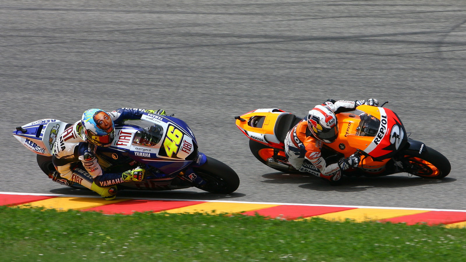 Rossi overtakes Pedrosa, Italian MotoGP Race 2008