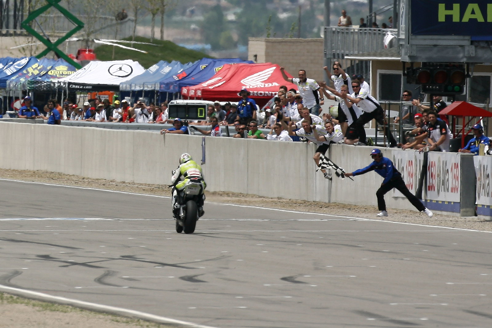 Checa Wins, USA WSBK Race 1 2008