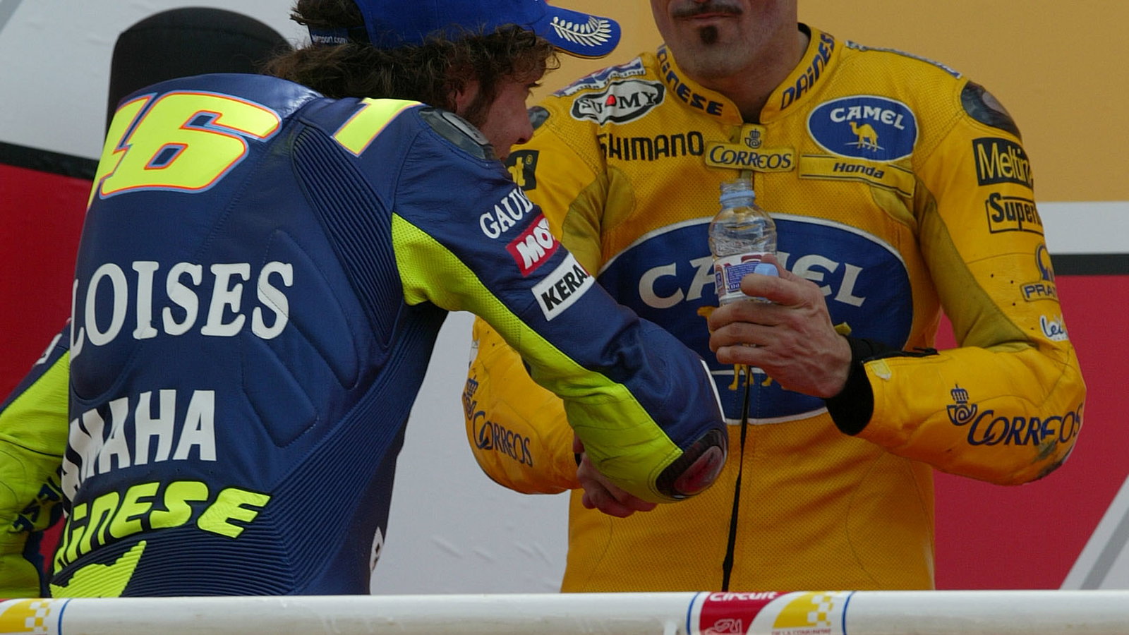 Rossi and Biaggi, Valencia MotoGP race 2004