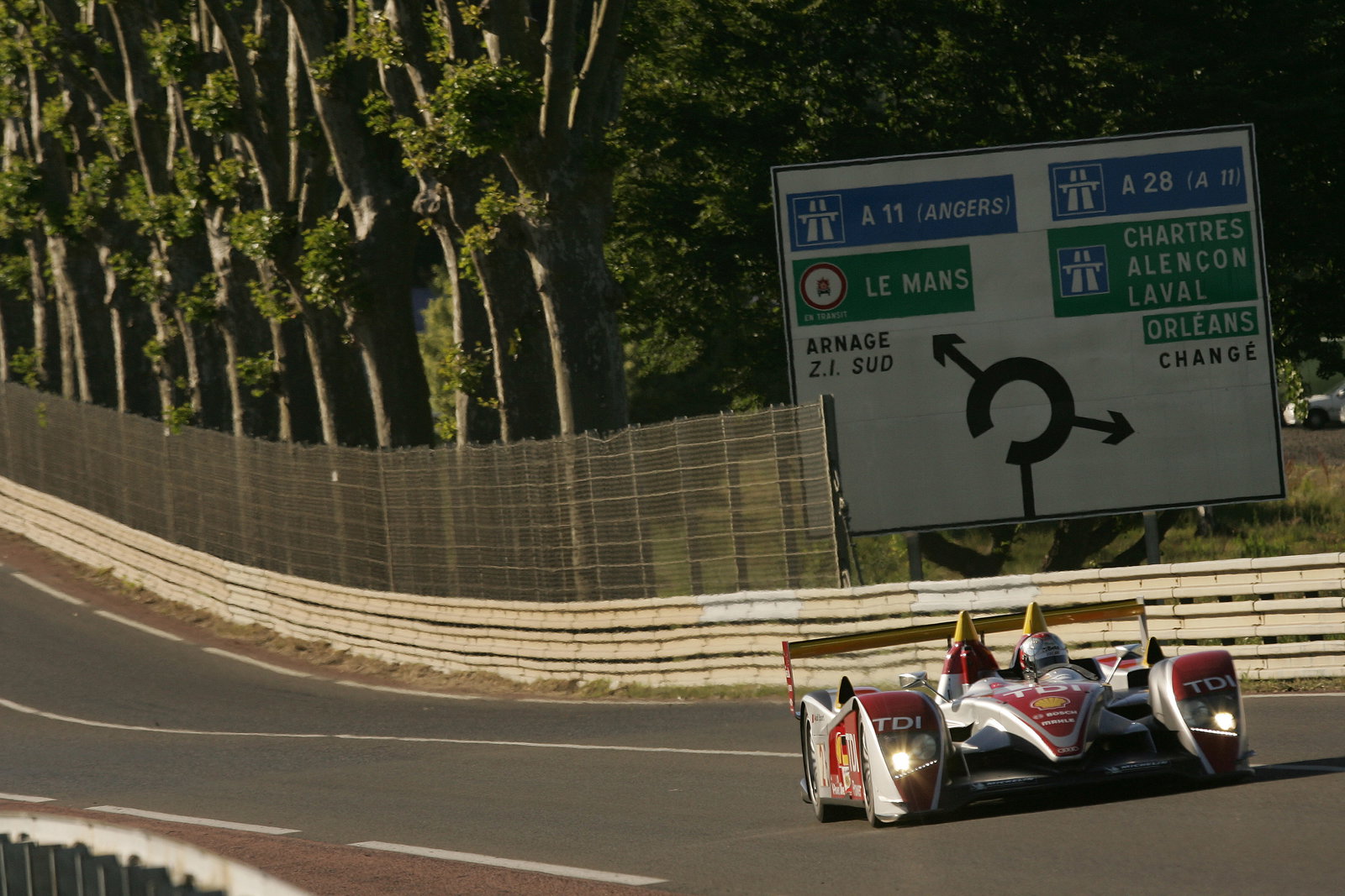 McNish, Capello, Kristensen - Audi R10 TDI