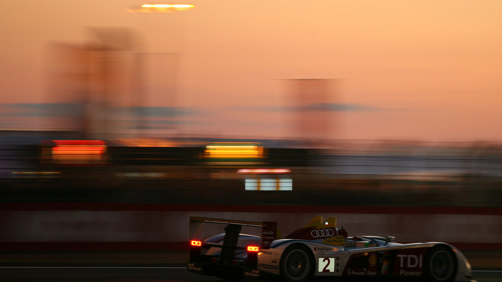 McNish, Capello, Kristensen - Audi R10 TDI