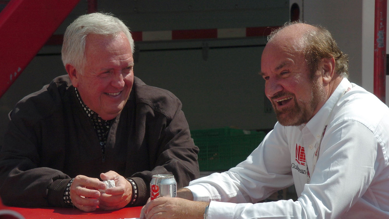 Gerry Forsythe and Kevin Kalkhoven in deep discussion in Mexico City.