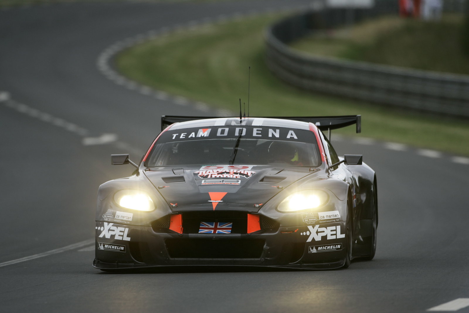 Menten, Fittipladi, Borcheller - Team Modena Aston Martin DBR9