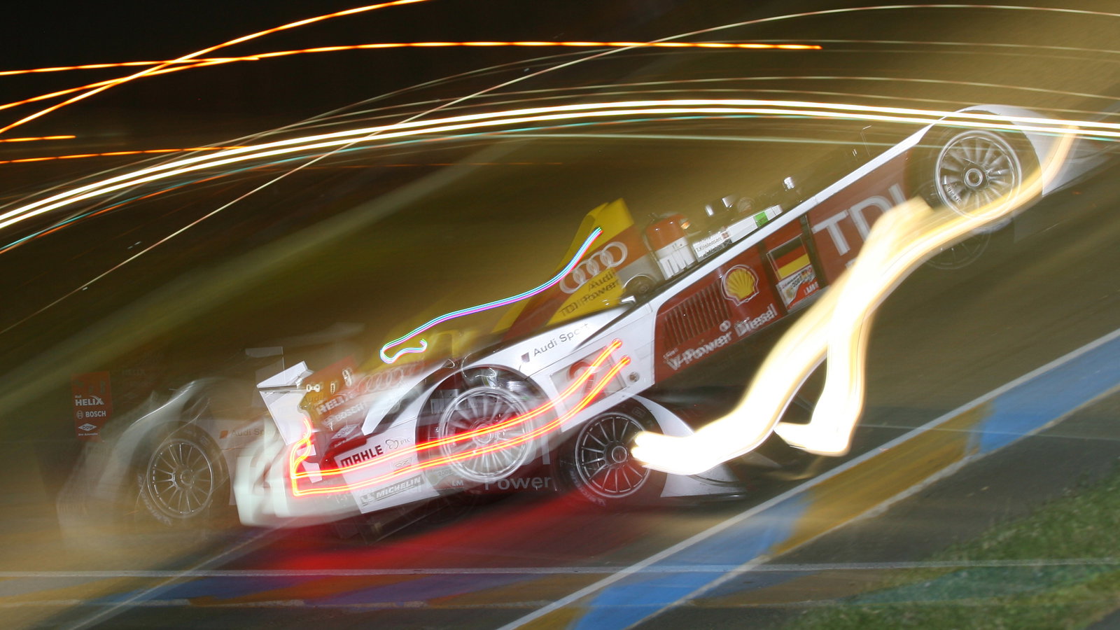 McNish, Capello, Kristensen - Audi R10 TDI