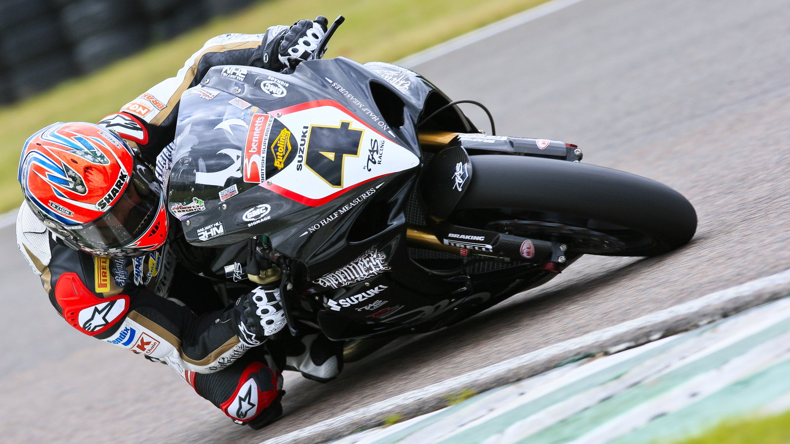 4. Michael Laverty Relentless Suzuki by TAS, Suzuki GSX-R1000 K8