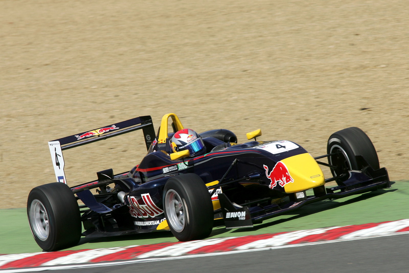 Jaime Alguersuari (ESP) - Carlin Motorsport Dallara Mercedes