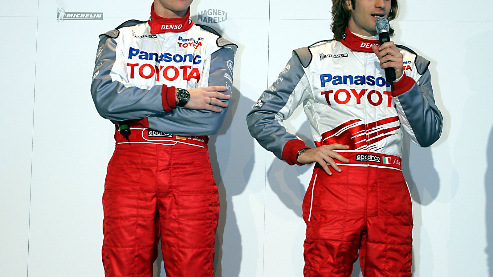 Ralf Schumacher and Jarno Trulli at the launch of the Toyota TF105