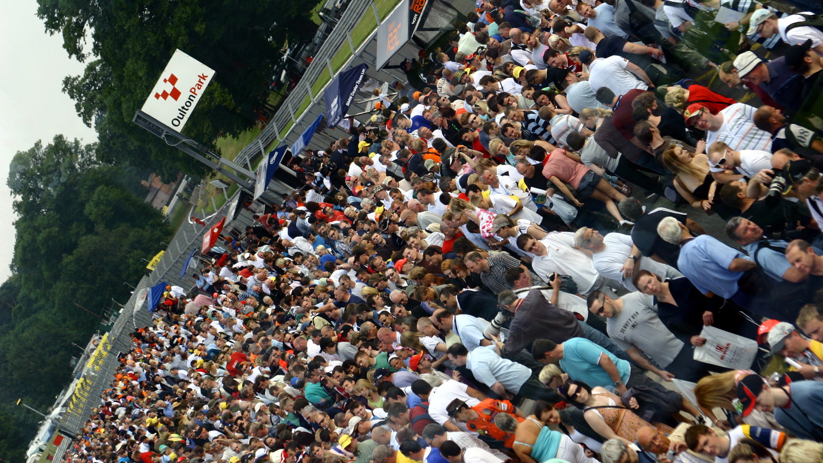 BTCC Crowd