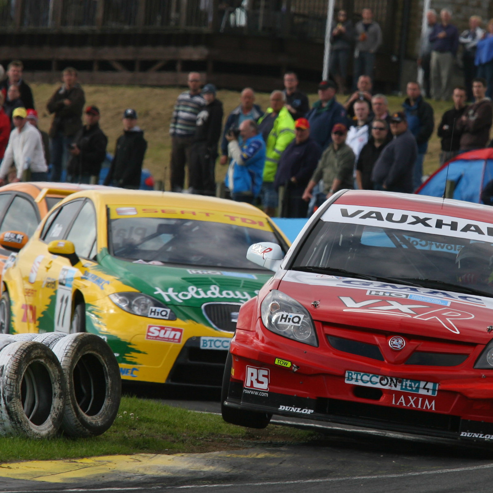 Tom Onslow-Cole (GBR) - VX Racing Vauxhall Vectra