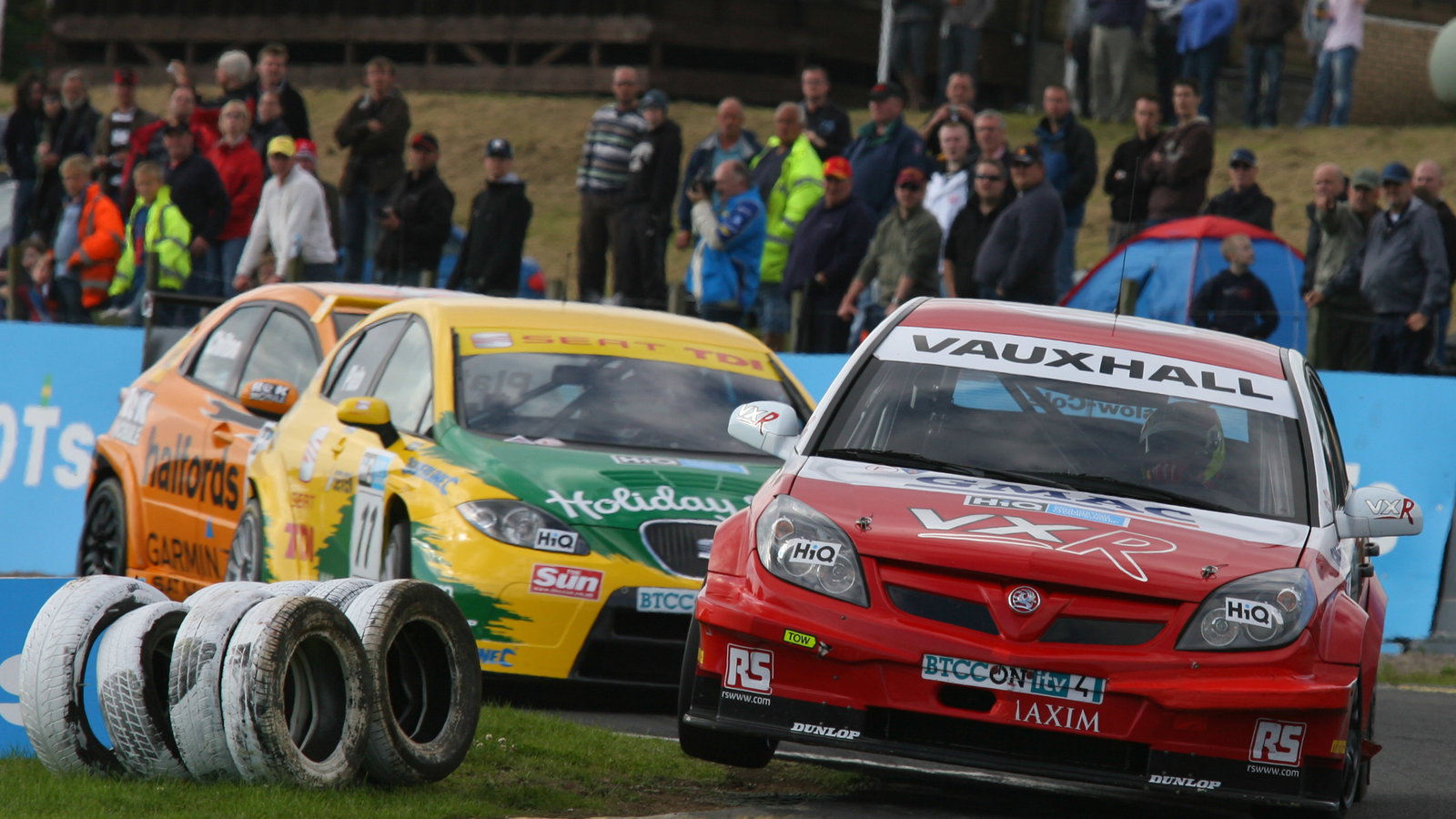 Tom Onslow-Cole (GBR) - VX Racing Vauxhall Vectra