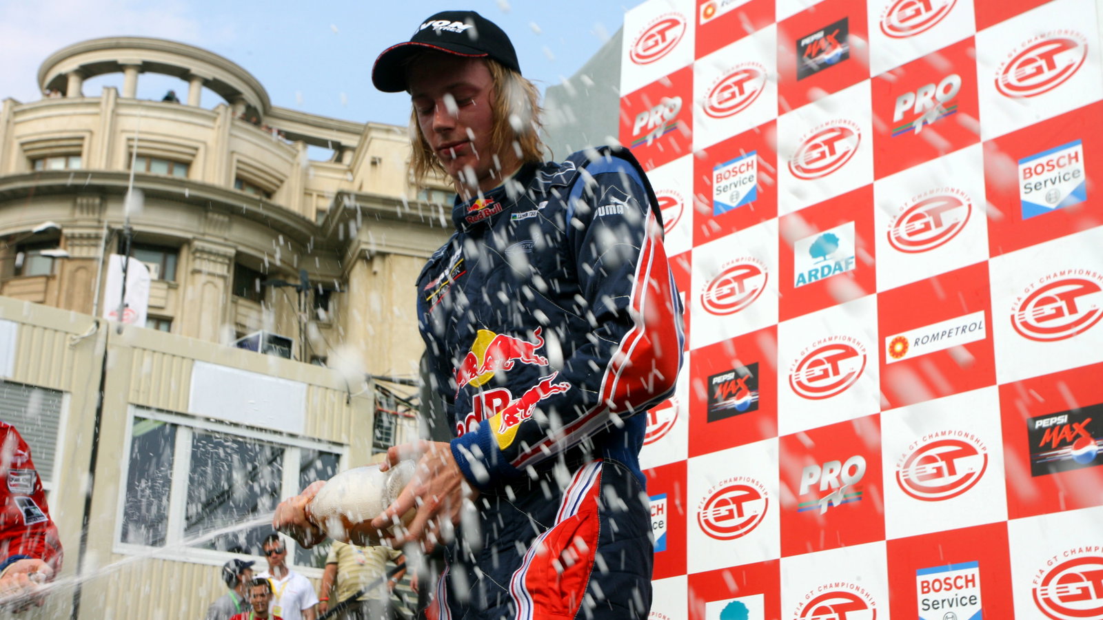 Brendon Hartley (NZL) - Carlin Motorsport Dallara Mercedes