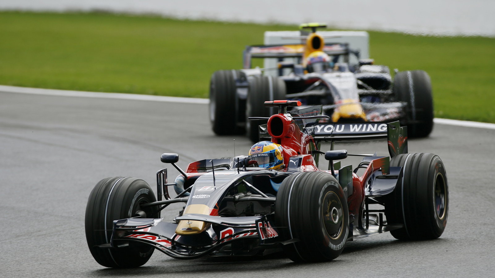 Sebastien Bourdais (FRA), Toro Rosso STRO3, Belgian F1 Grand Prix, Spa Francorchamps, 5-7th, Septemb
