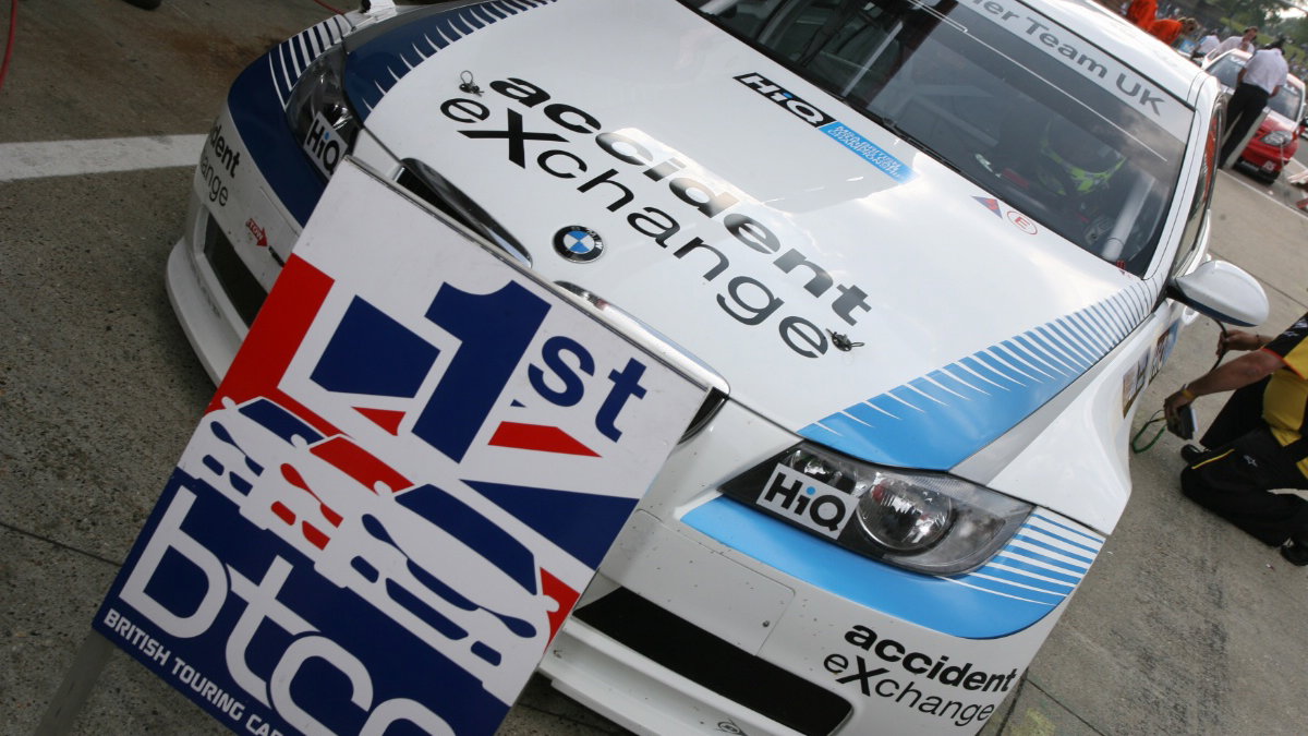 Mat Jackson - BMW Dealer Team UK BMW 320si