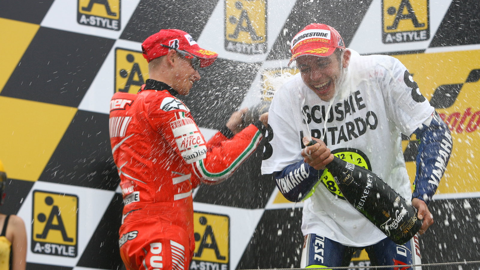 Stoner, Rossi, Japanese MotoGP 2008