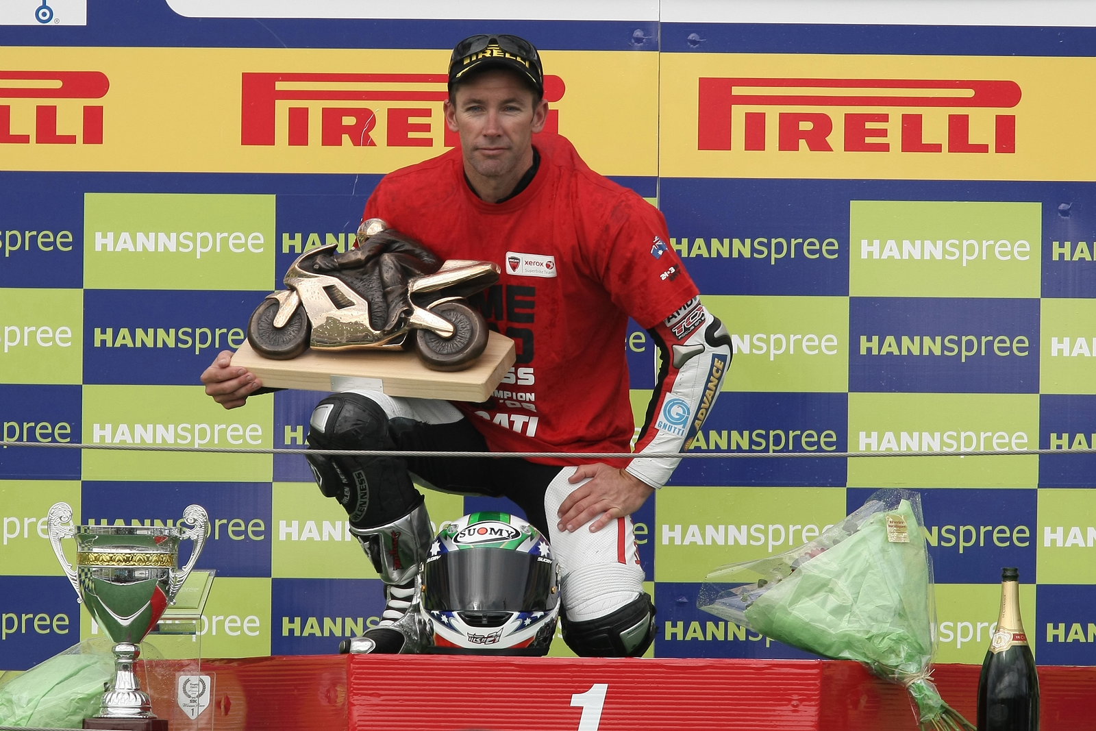 Bayliss, 2008 WSBK Champion, French WSBK Race 1 2008