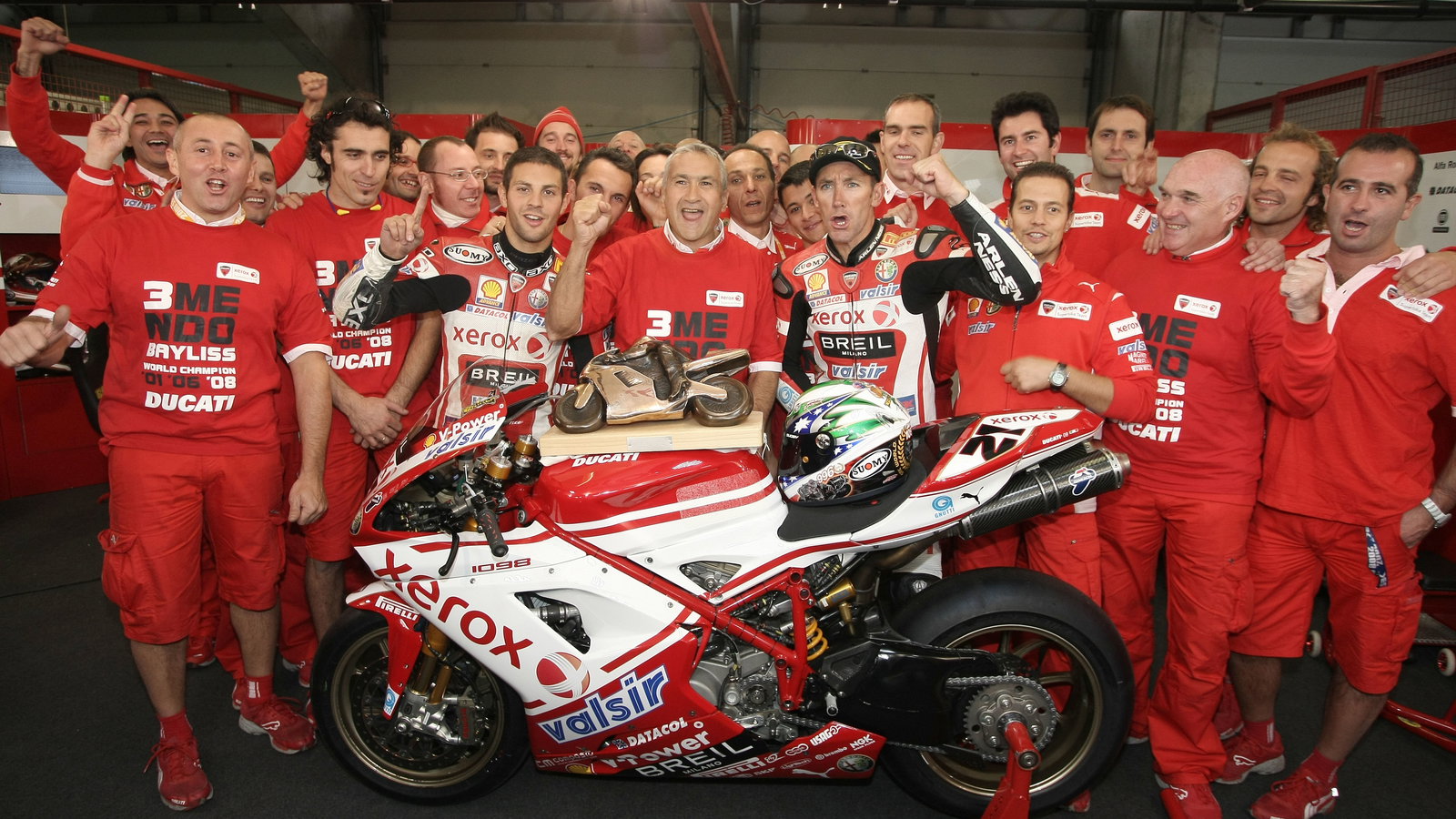 Bayliss, 2008 WSBK Champion, French WSBK Race 1 2008