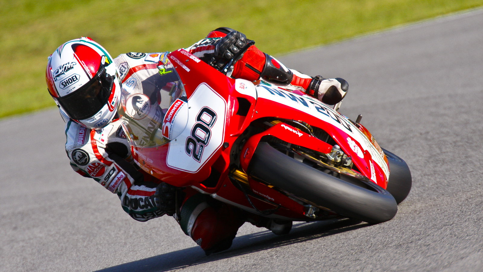 BSB Brands Hatch. Qualifying. Roll for Pole. Michael Rutter