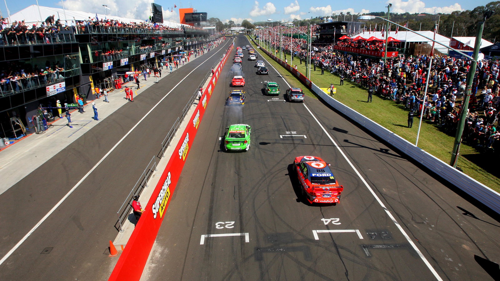 Craig Lowndes,Jamie Whincup, (Aus), Team Vodafone 888 Ford, won the Bathurst 1000. The cars go off o