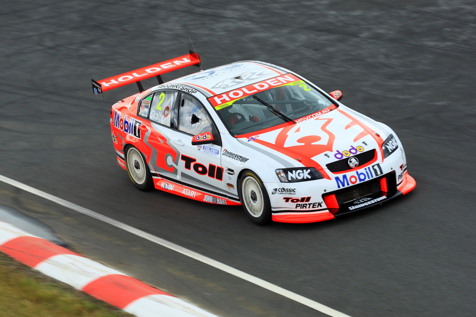 Mark Skaife, (aust) Toll HRT Commodore
Falken Tasmania Challenge
Rd 13 V8 Supercars
Symmons P