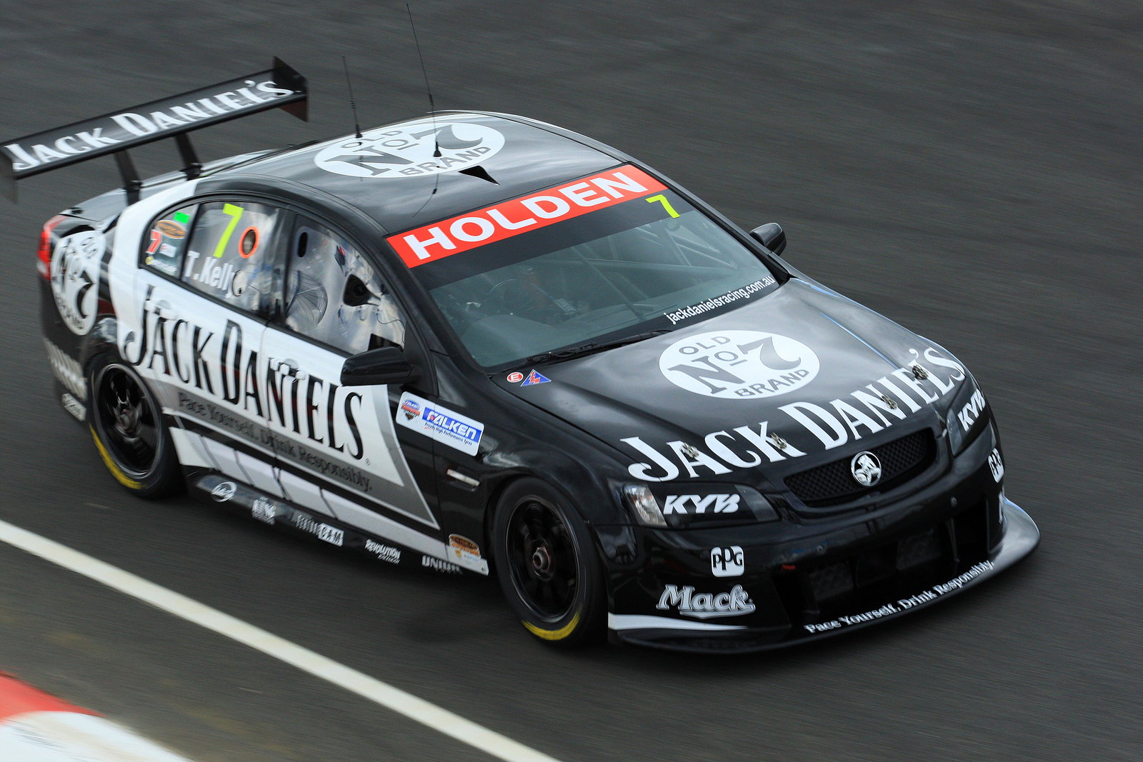 Todd Kelly, (Aust) Jack Daniels Perkins Engineering Commodore
Falken Tasmania Challenge
Rd 13 V