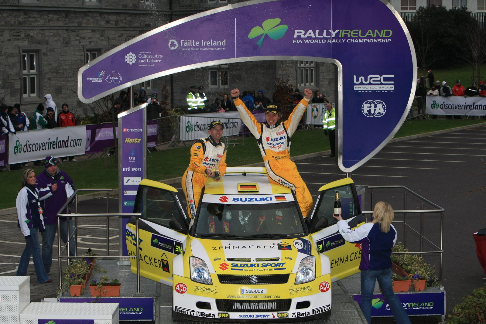 Aaron Nikolai Burkart (D) Michael Koelbach (D), Suzuki Swift S1600