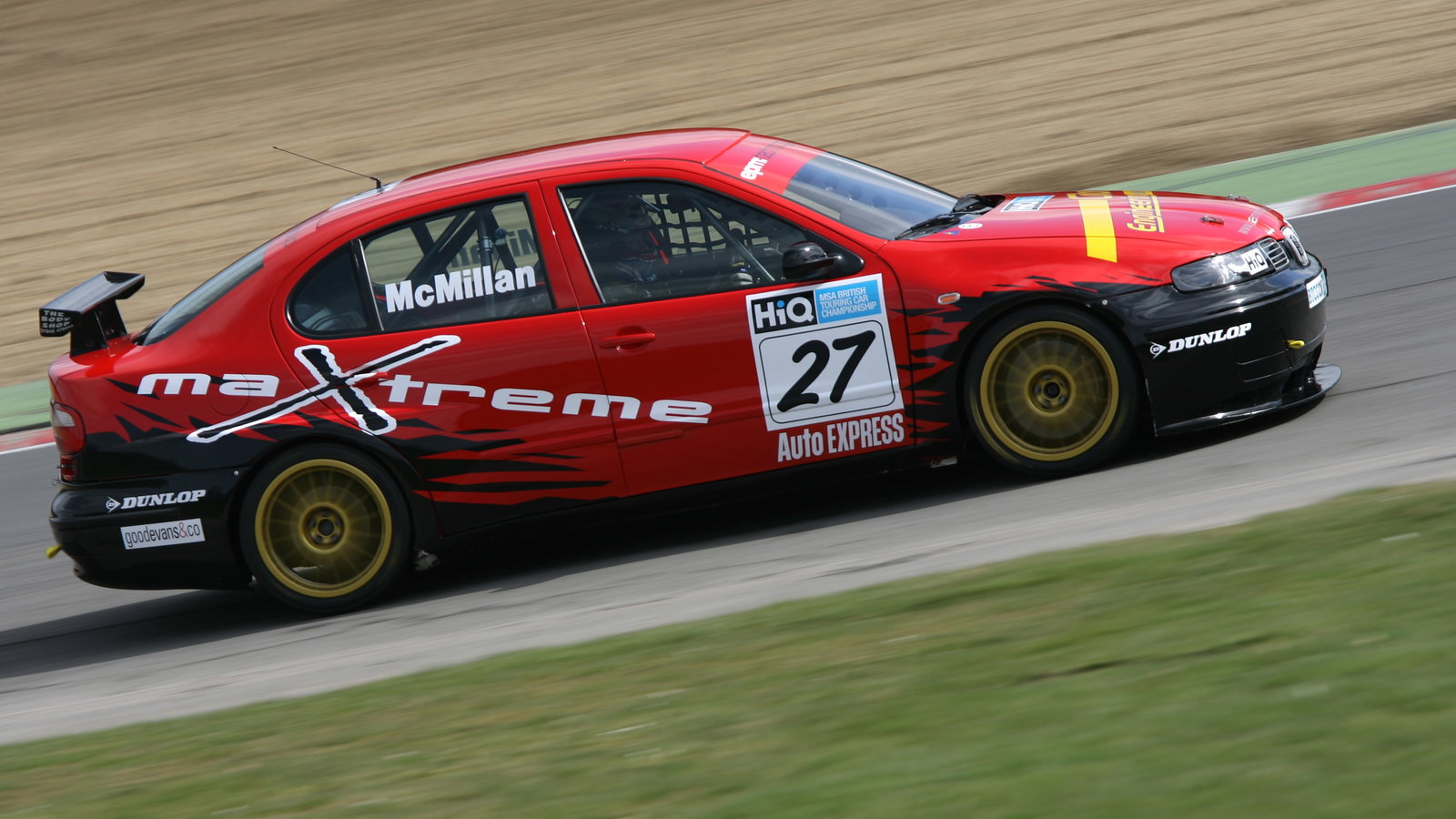 Liam McMillan (GBR) Maxtreme Seat