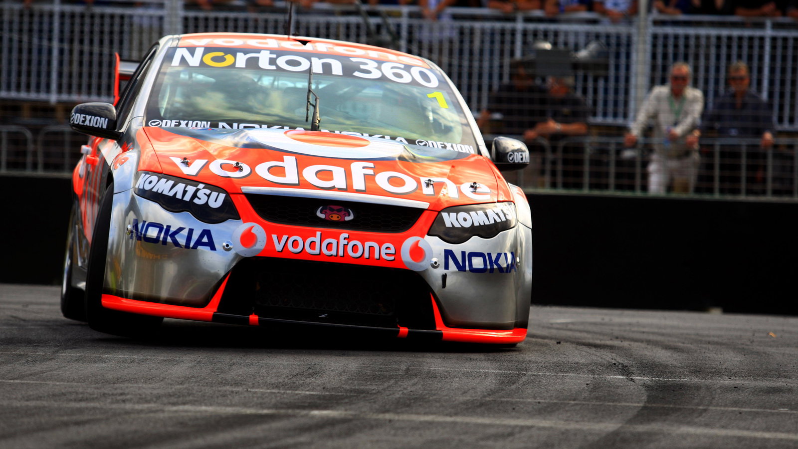 Jamie Whincup (Aust) Team Vodafone 888 FordRd 2 V8 Supercars Hamilton 400Hamilton, New Zea