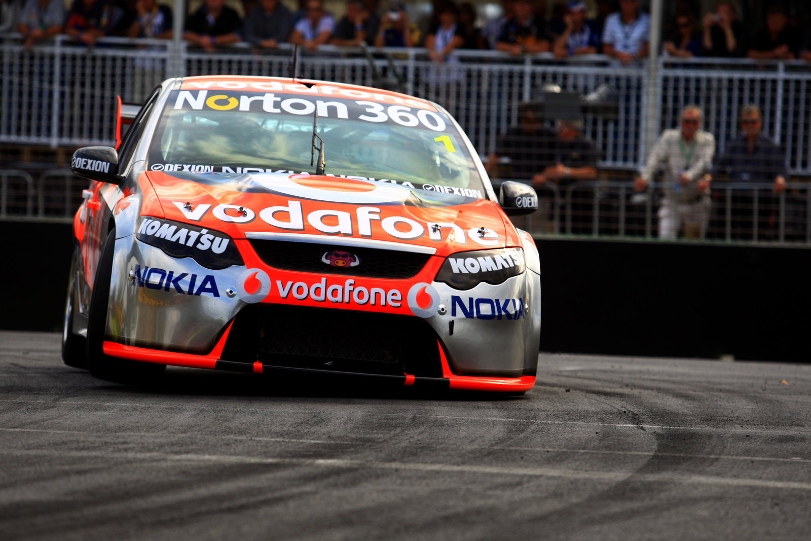 Jamie Whincup (Aust) Team Vodafone 888 FordRd 2 V8 Supercars Hamilton 400Hamilton, New Zea