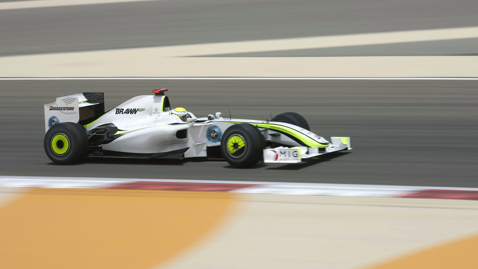 Jenson Button (GBR) Brawn BGP001, Bahrain F1 Grand Prix, Sakhir, Bahrain, 24-26th, April, 2009