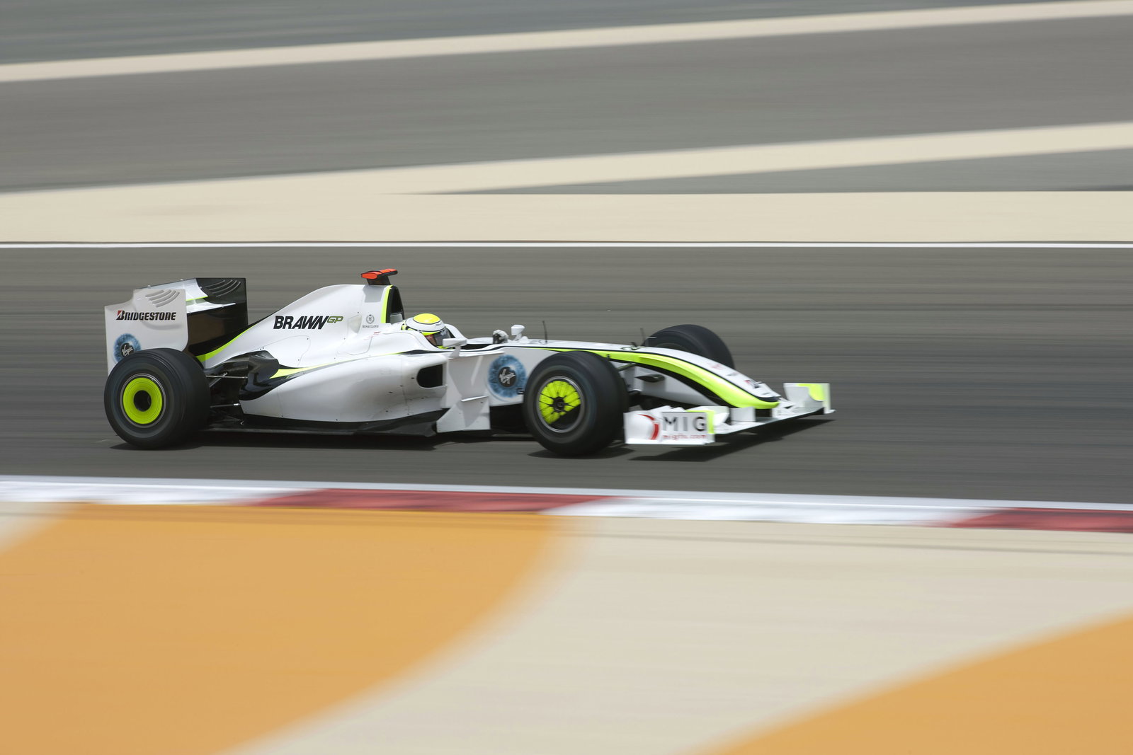 Jenson Button (GBR) Brawn BGP001, Bahrain F1 Grand Prix, Sakhir, Bahrain, 24-26th, April, 2009
