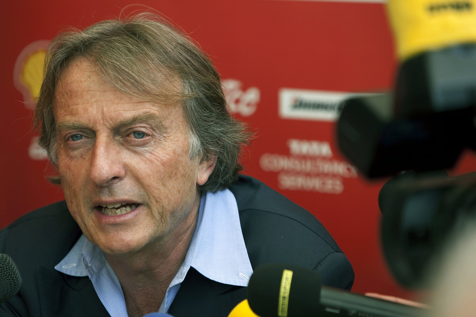 Luca Di Montezemolo (ITA) President Of Ferrari, Bahrain F1 Grand Prix, Sakhir, Bahrain, 24-26th, Apr