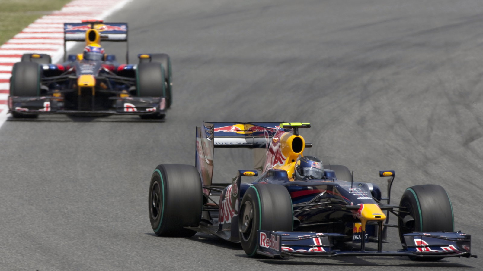 Sebastian Vettel (GER) Red Bull RB5, Mark Webber (AUS) Red Bull RB5, Spanish F1 Grand Prix, Cataluny