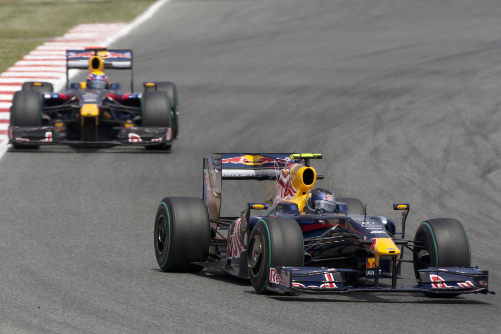 Sebastian Vettel (GER) Red Bull RB5, Mark Webber (AUS) Red Bull RB5, Spanish F1 Grand Prix, Cataluny