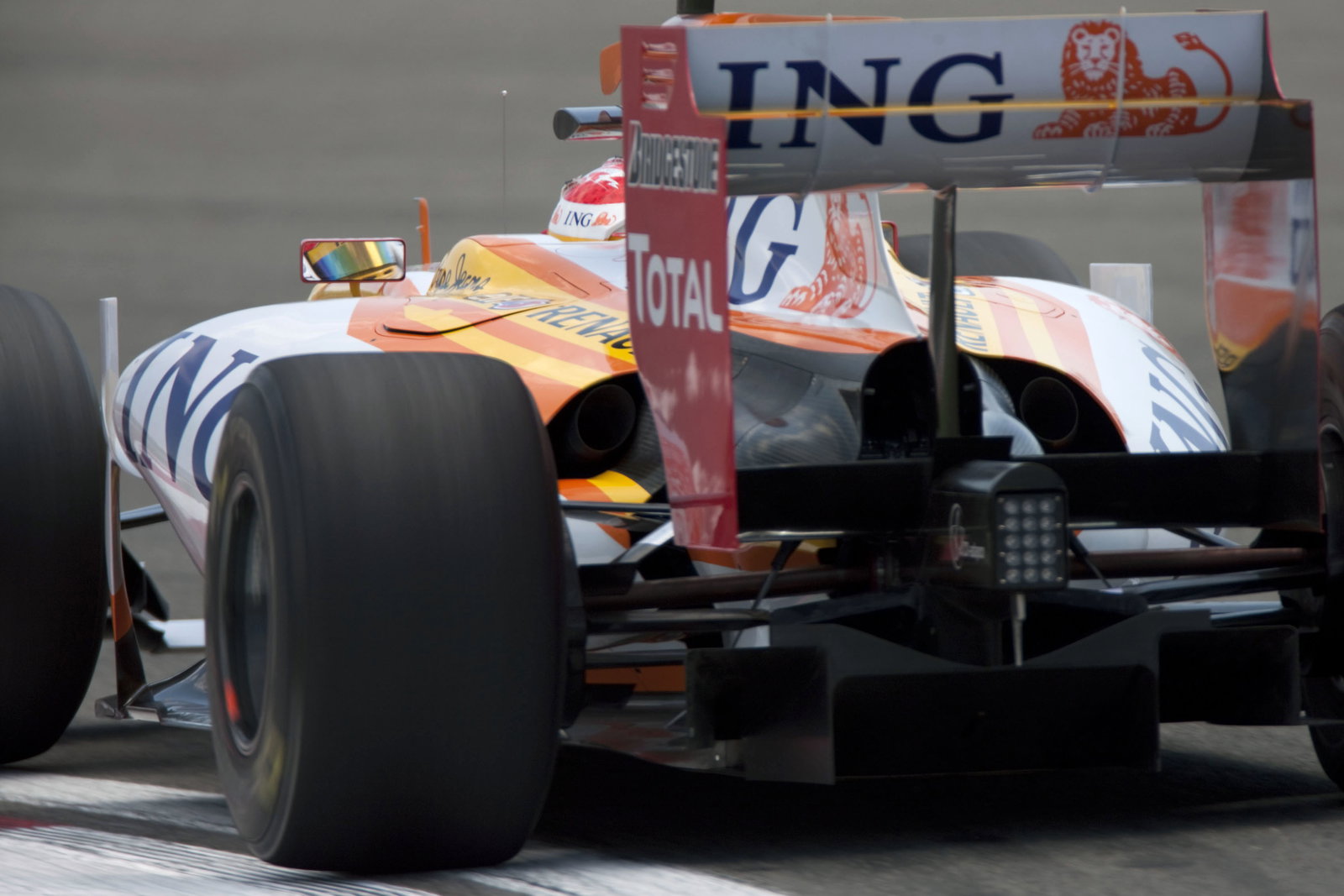 Fernando Alonso (ESP) Renault R29, Turkish F1, Istanbul Park, 5th-7th June, 2009