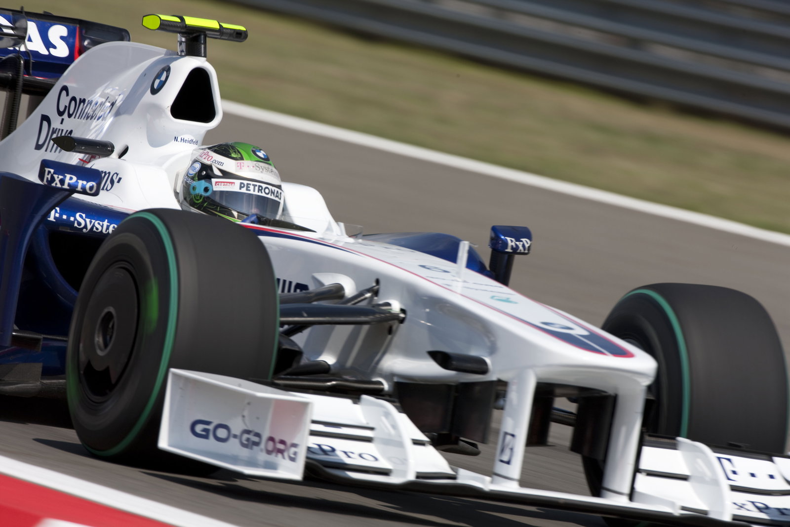 Nick Heidfeld (GER) BMW Sauber.F1.09, Turkish F1, Istanbul Park, 5th-7th June, 2009