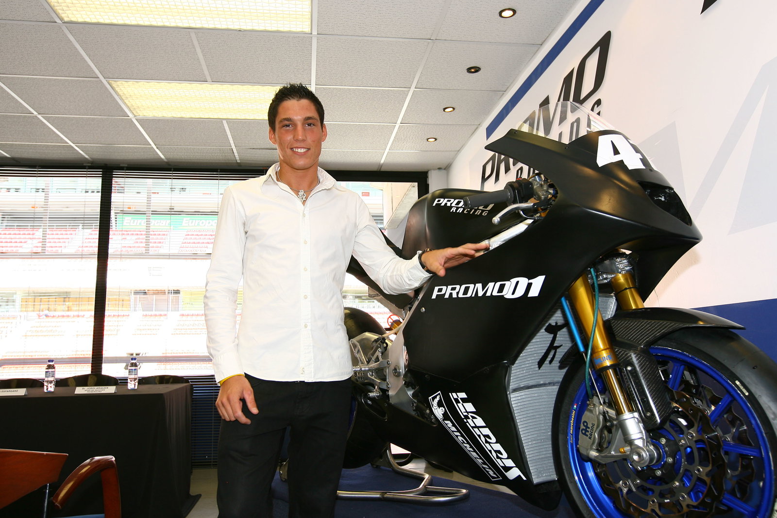Alexis Espargaro and the Promo Racing Moto2 bike, Catalunya MotoGP 2009