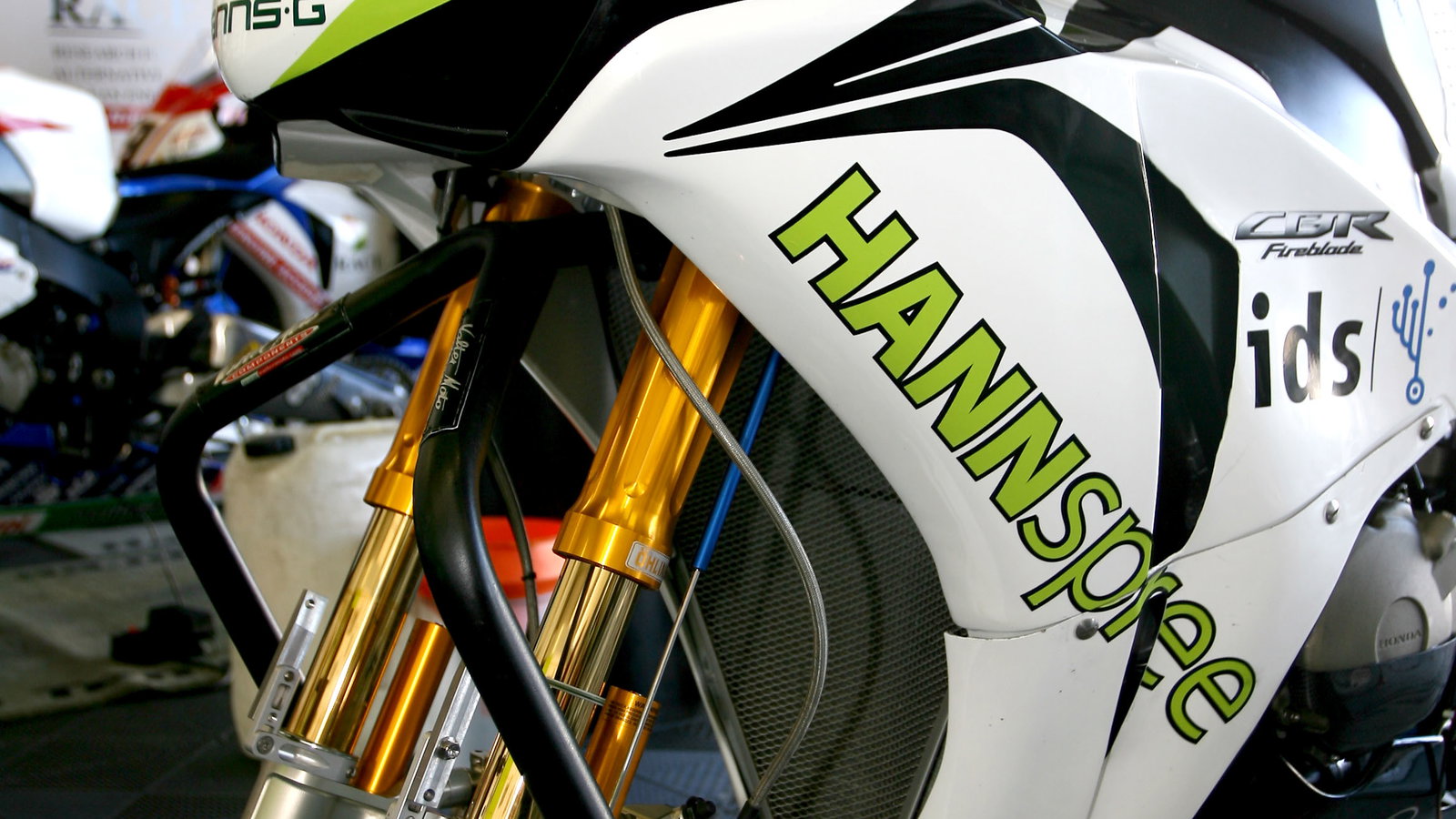 Ten Kate Honda using Ohlins Suspension, San Marino WSBK 2009