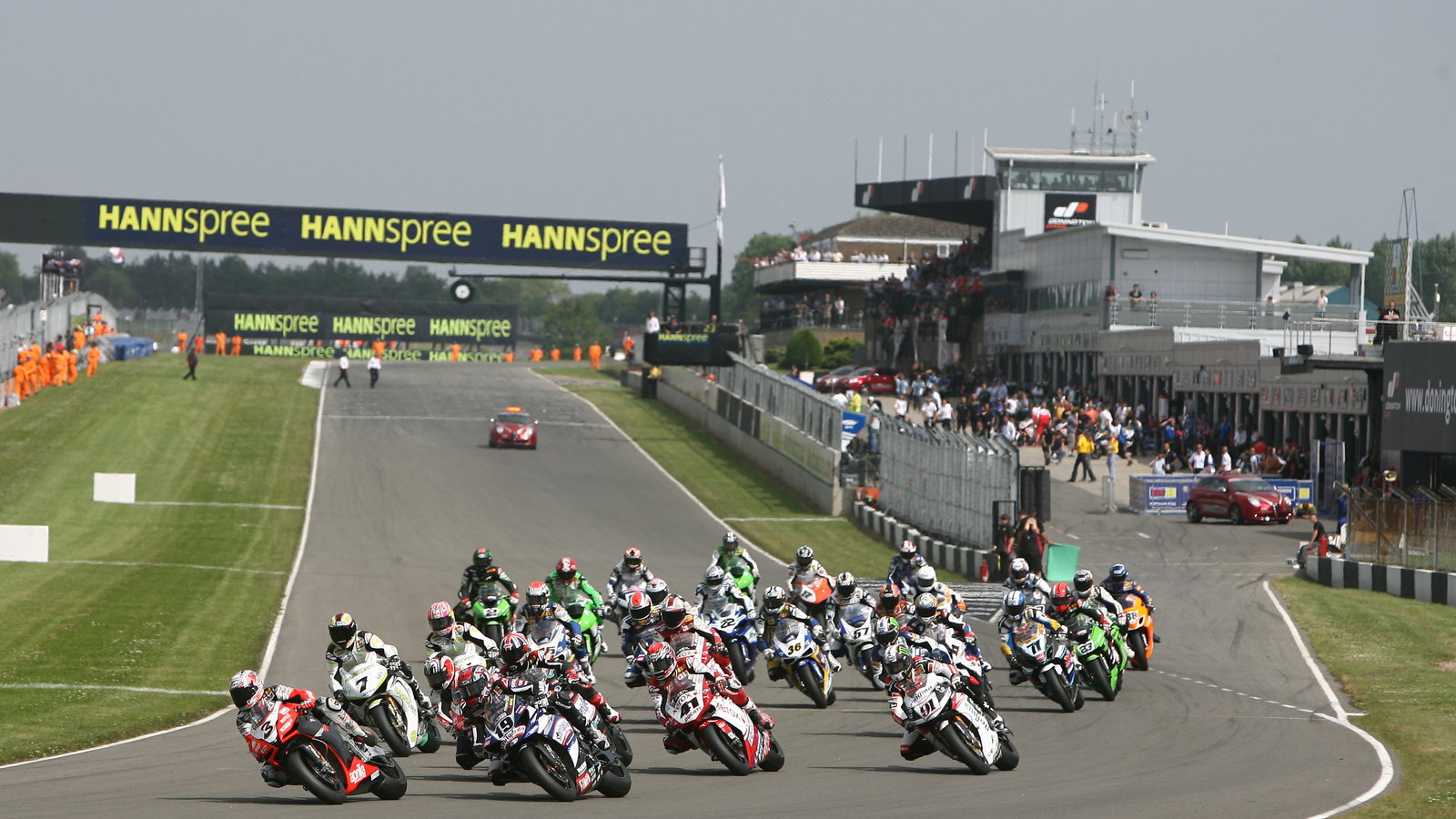 Biaggi, Race start, British WSBK Race 2 2009