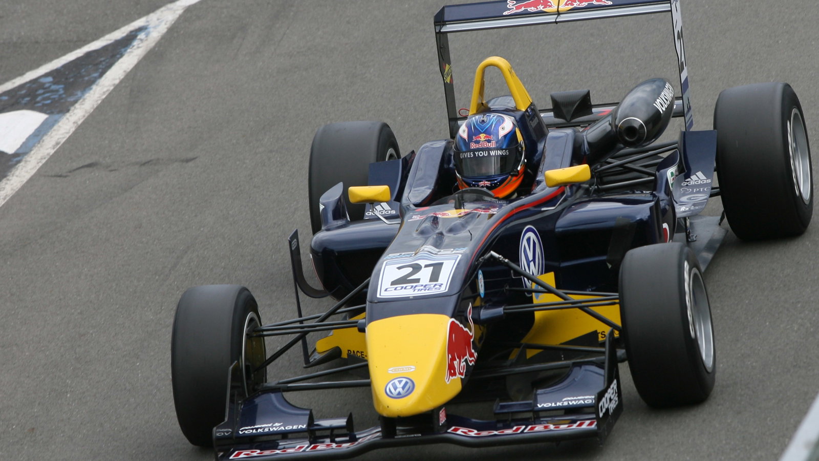 Daniel Ricciardo (AUS) - Carlin Motorsport Dallara Volkswagen